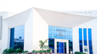 بالفيديو ..قوات الدعم السريع تنهب البنك الفرنسي السوداني فرع جاردن سيتي 8 d6bc8005 2e38 459d 906d c662f45ddb2c