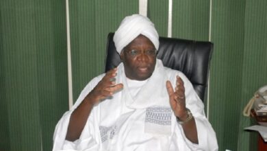 الدعم السريع يقتحم منزل رئيس حزب الامة القومي وتنهبه بالكامل 22 الدعم السريع يقتحم منزل رئيس حزب الامة القومي وتنهبه بالكامل