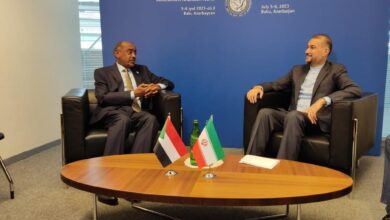 بعد 7 سنوات من القطيعة .. وزيرا خارجية إيران والسودان يلتقيان بأذربيجان