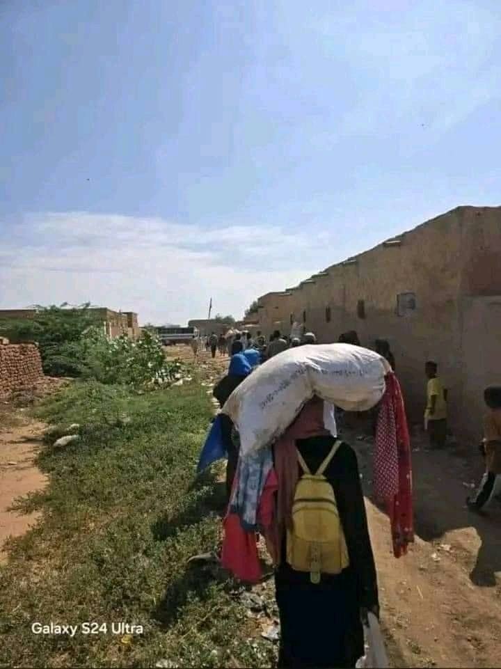 استمرار نزوح المواطنين من تمبول ورفاعة هرباً من بطش مليشيا الدعم السريع 4 IMG 20241023 WA0098